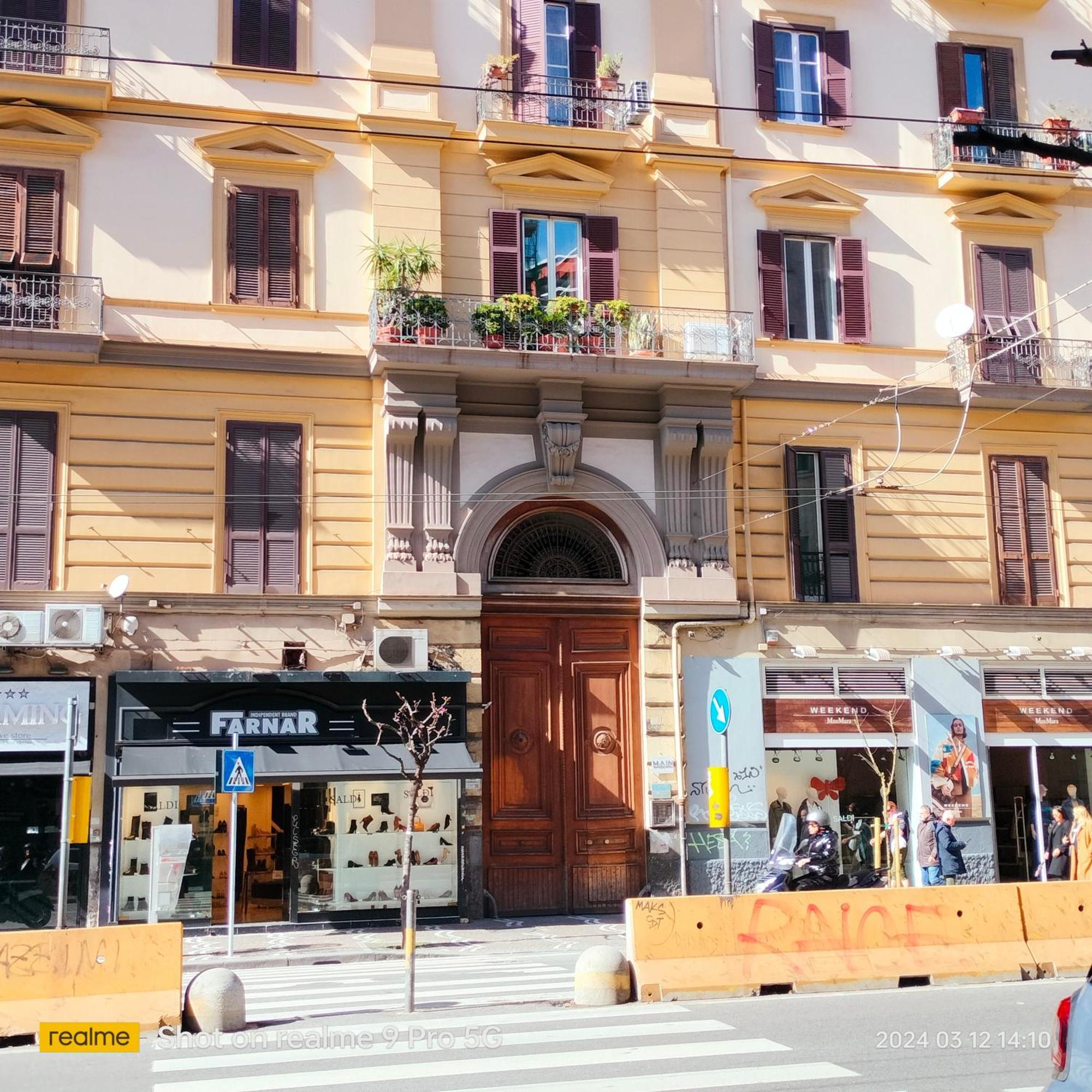 Bed and Breakfast Le Follie Parthenopee à Naples Extérieur photo
